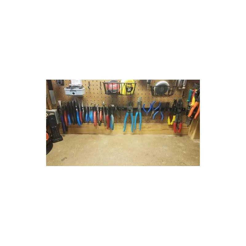 U.S. GENERAL 18 inch Magnetic Knife and Tool - Image 4