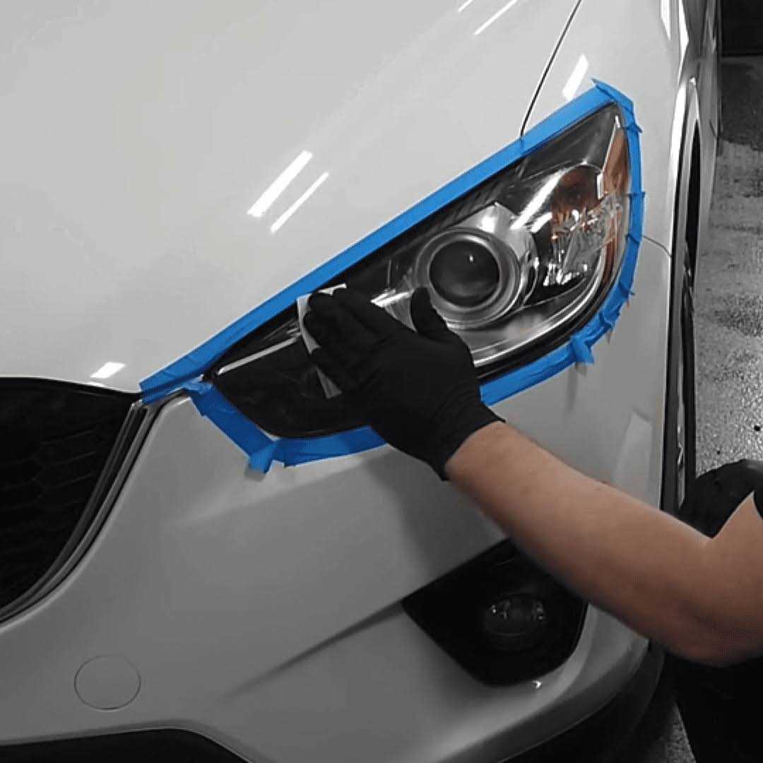 Turtle Wax Headlight Lens Restorer Kit - Image 4