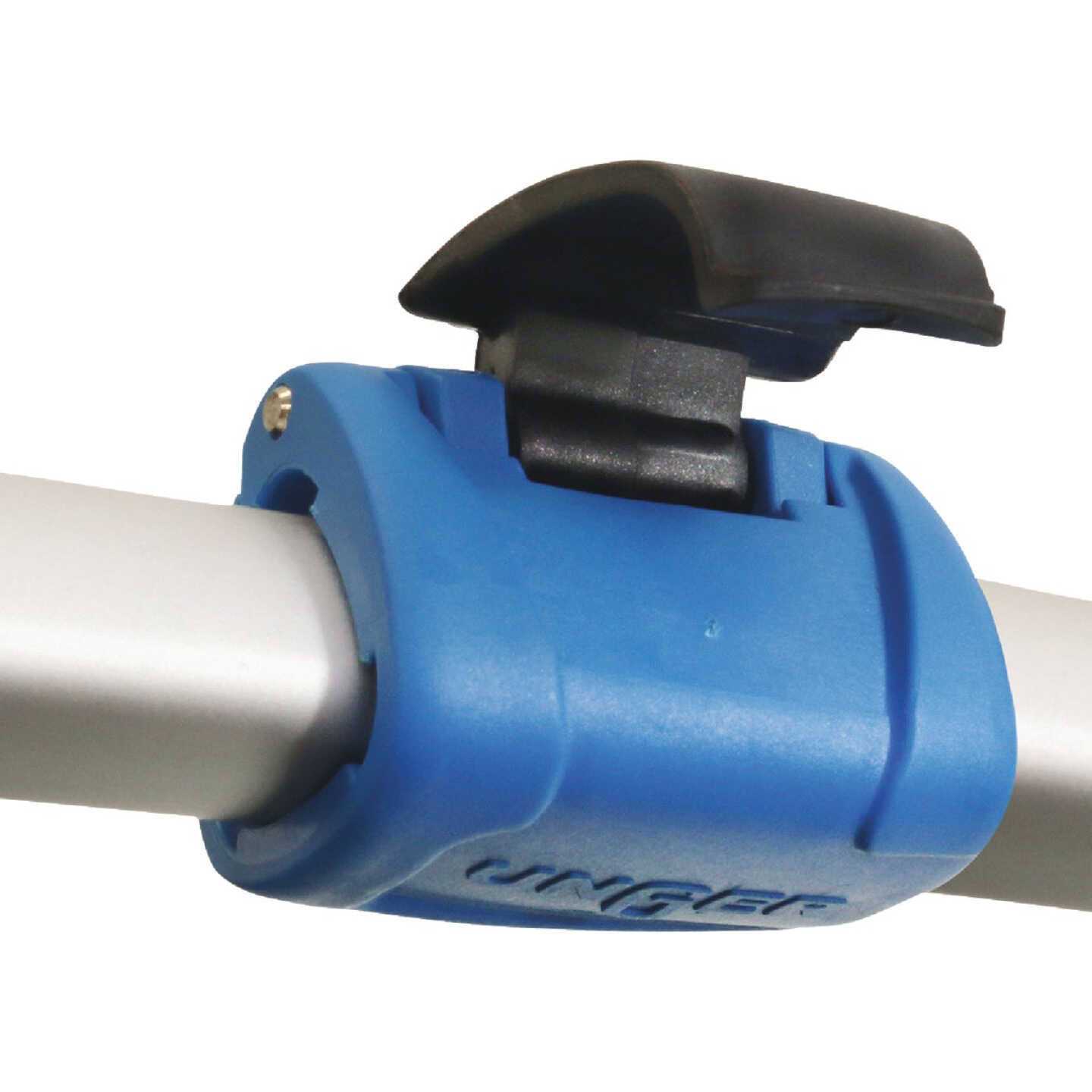 Unger Connect & Clean Professional 18 ft. Aluminum Telescopic Pole with Locking Cone and Quick-Flip Clamps - Image 4