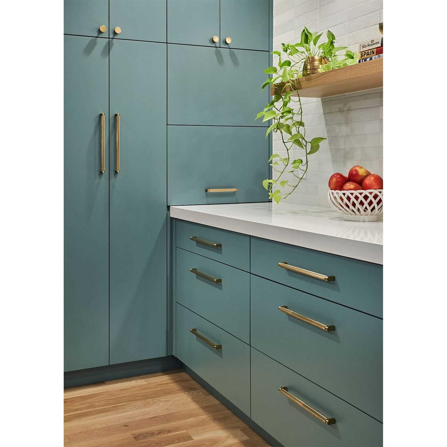 Sumner Street Home Hardware Kent Knurled 7 in. Satin Brass Drawer Pull - Image 5