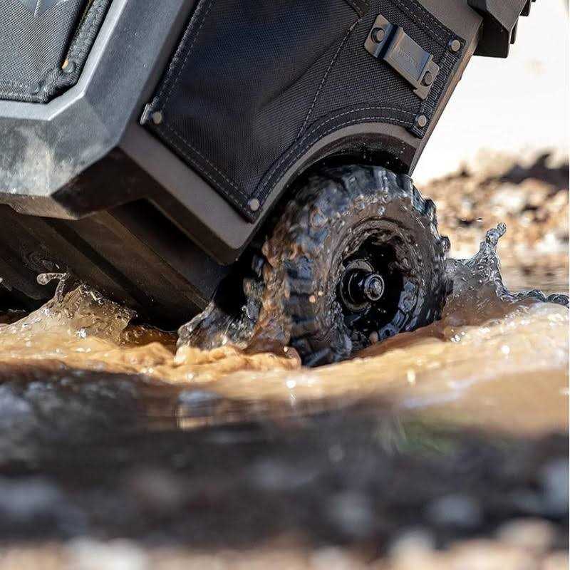 Toughbuilt Large Rolling Massive Mouth 15-in Tool Bag TB-CT-61-14 - Image 3