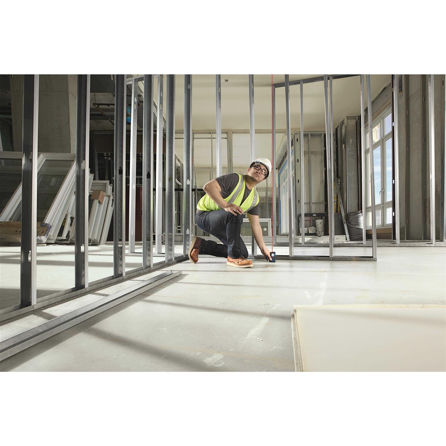 Bosch BLAZE Pro GLM165-40 Laser Measure - Image 3