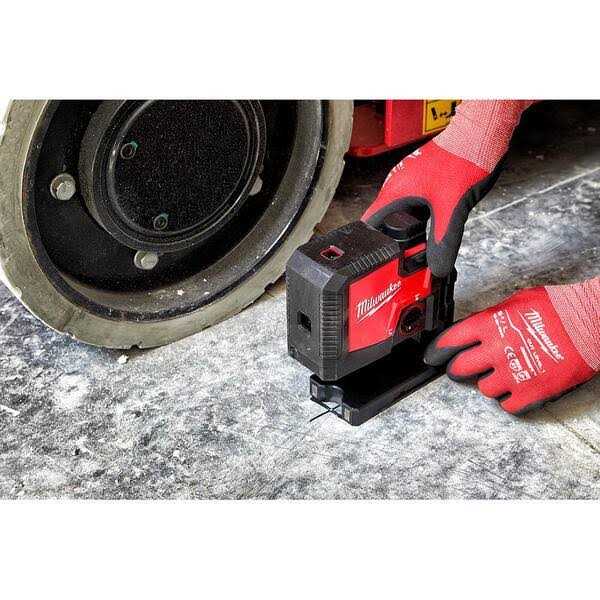 3510-21 Milwaukee USB Rechargeable Green 3-Point Laser - Image 5