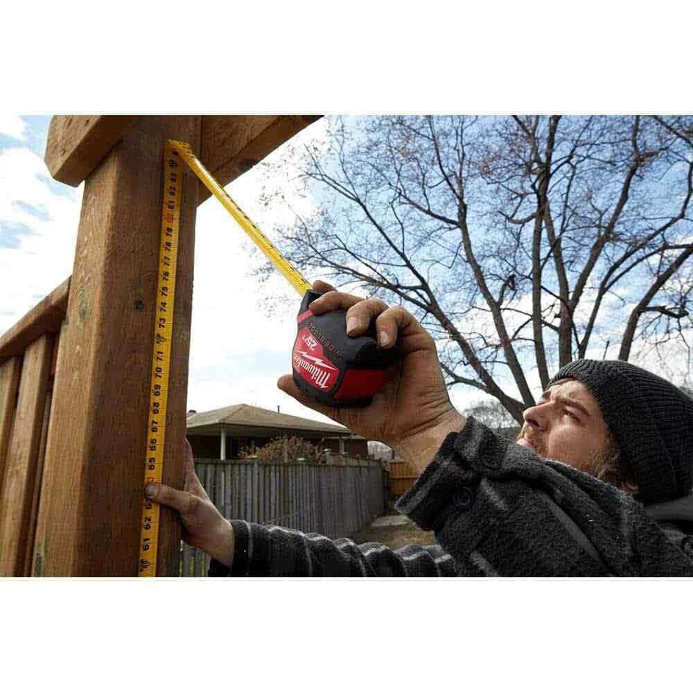 Milwaukee 48-22-0240 40 ft. Wide Blade Tape Measure - Image 4