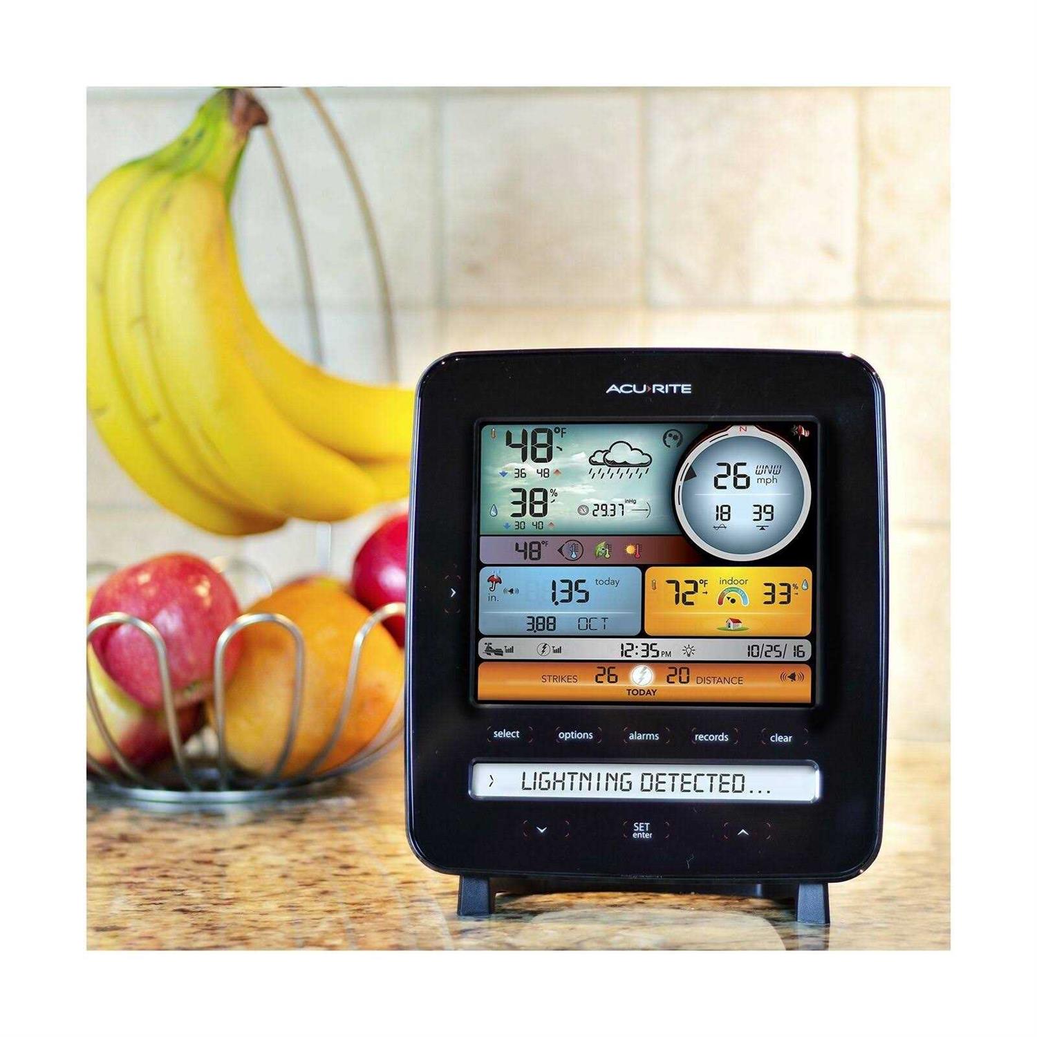 AcuRite 5-in-1 Weather Station with Lightning Detection - Image 4