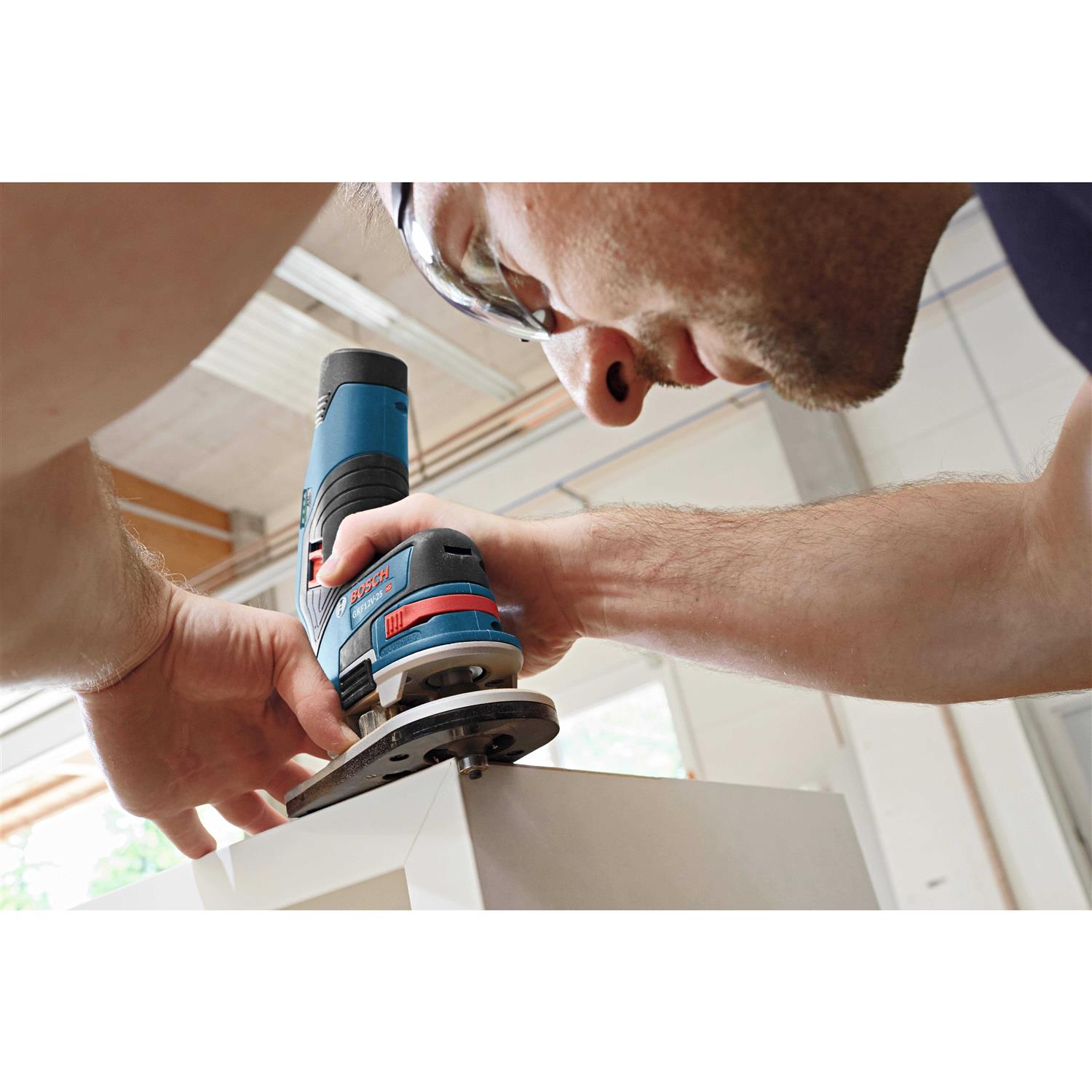 Bosch 12V Max EC Brushless Palm Edge Router GKF12V-25N - Image 3