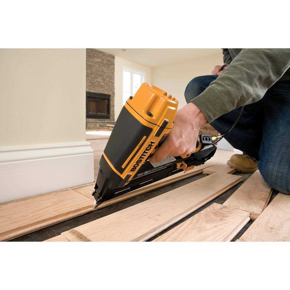 Bostitch BTFP72156 FN Style Angle Finish Nailer - Image 4