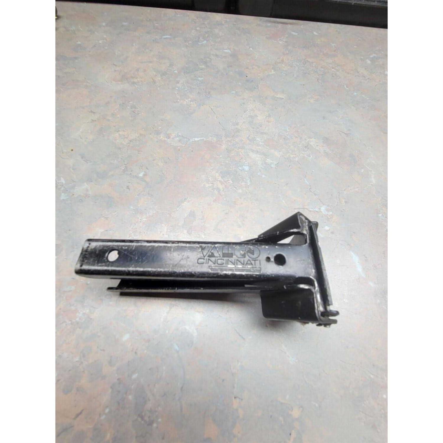 Valco Cincinnati 2in Wide Tube Grip Dispensing Pliers Only - Image 4