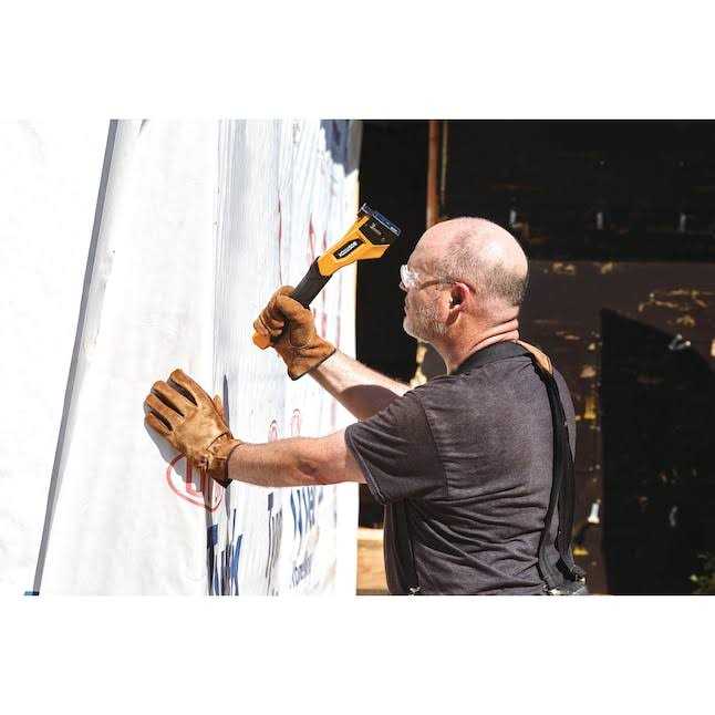 Bostitch Hammer Tacker - Image 4