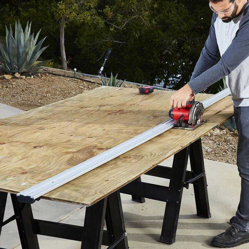 transferdeli 50 in Clamp and Cut Edge Guide - Image 4