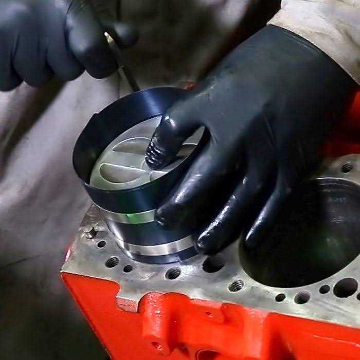 OEMTOOLS 25037 Piston Ring Compressor - Image 4