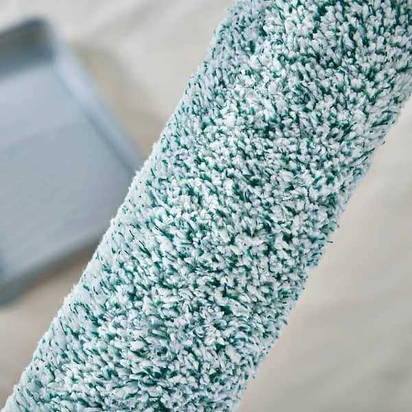 BEHR Microlon 9 in. x 7/16 in. Woven Microfiber Paint Roller Cover - Image 4
