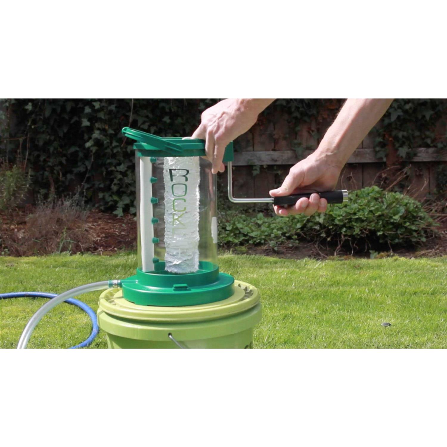 The Rocket Painting Roller Cover Cleaner for Painting Professionals & DIYers Hands Free Tool - Image 4