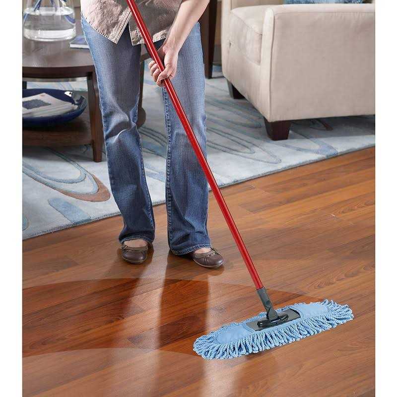 O'Cedar Dual Action Dust Mop - Image 4