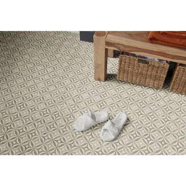 TrafficMaster Steele Residential Vinyl Sheet Flooring - Image 4