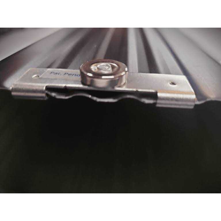 Downspout Extension Retention Clip - Image 2