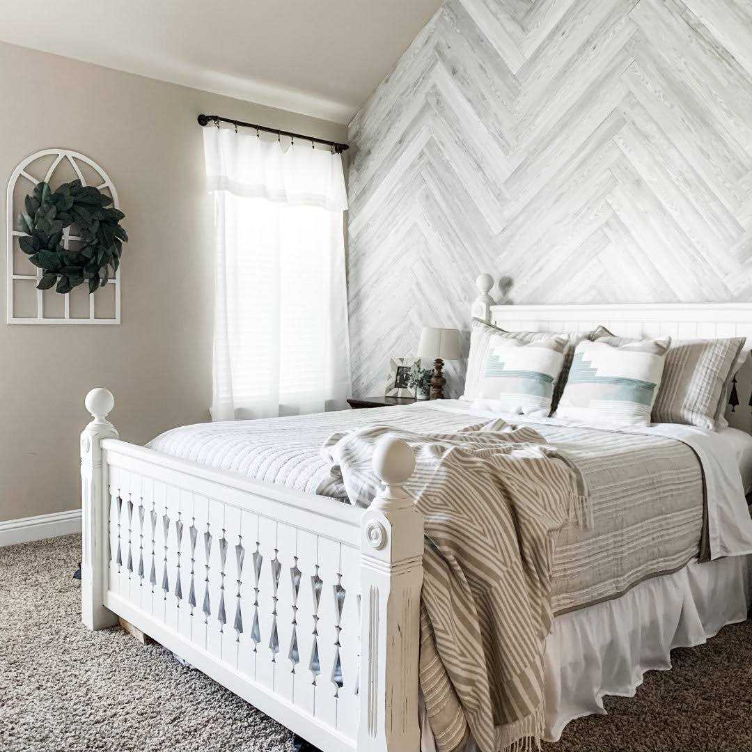 Unbranded E-Z Wall Whitewash 2 MIL x 4 in. W x 36 in. L Peel and Stick Water Resistant Luxury Vinyl Plank Flooring - Image 4