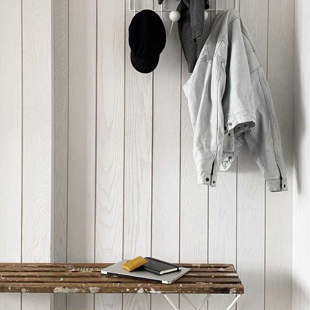 Timeline Wood Oak Wood Shiplap Wall Plank Kit - Image 5