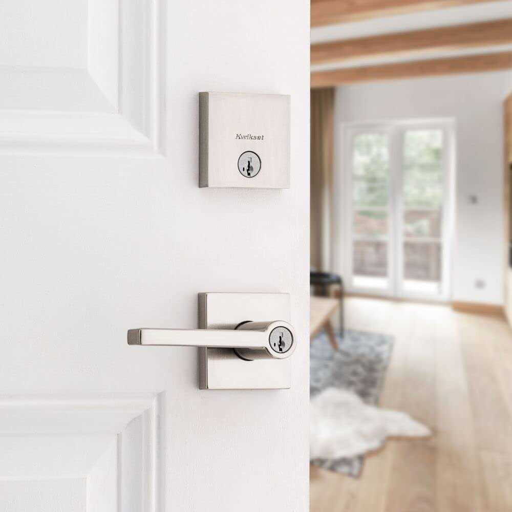 Kwikset Halifax Lever and Single Cylinder Deadbolt - Image 3
