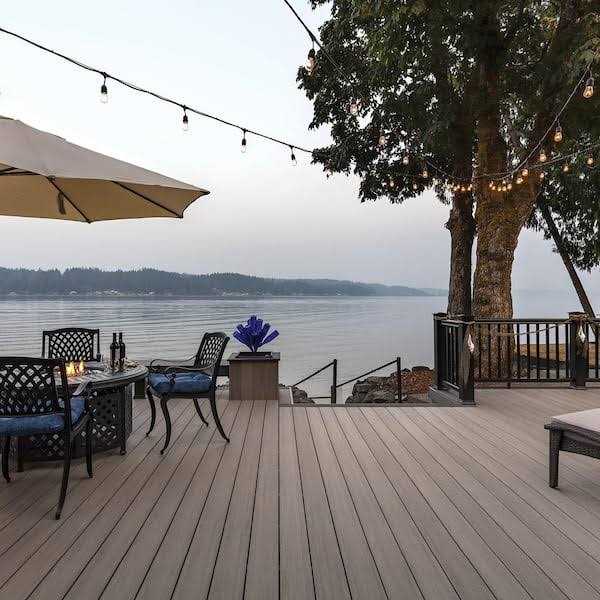 TimberTech Advanced PVC Vintage 5/4 in. x 6 in. x 1 ft. Square PVC Sample - Image 5