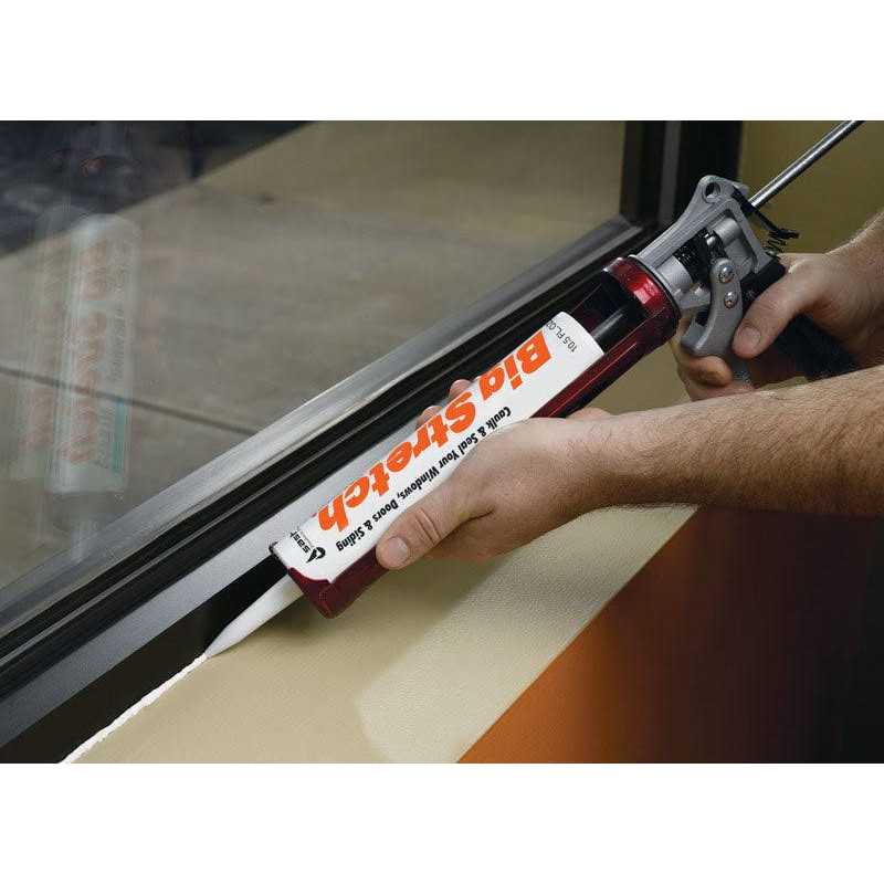 Big Stretch Sashco Acrylic Caulk - Image 3
