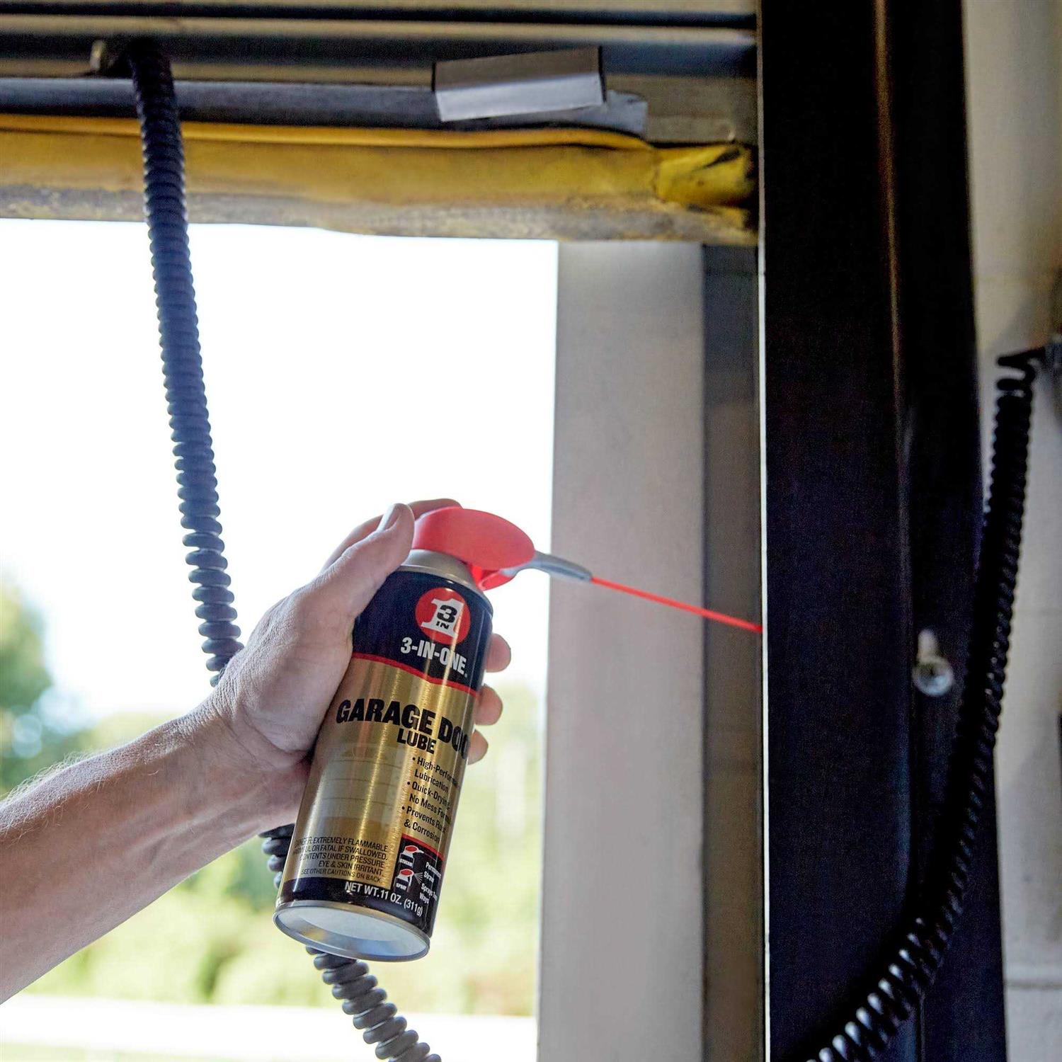 3-in-one Garage Door Lubricant - Image 4