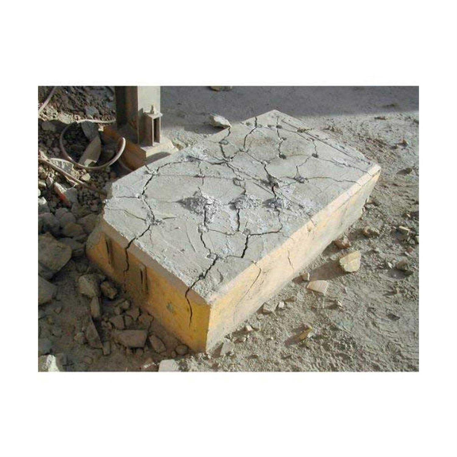 Dexpan Expansive Demolition Grout 11 lb. Bucket for Rock Breaking - Image 5