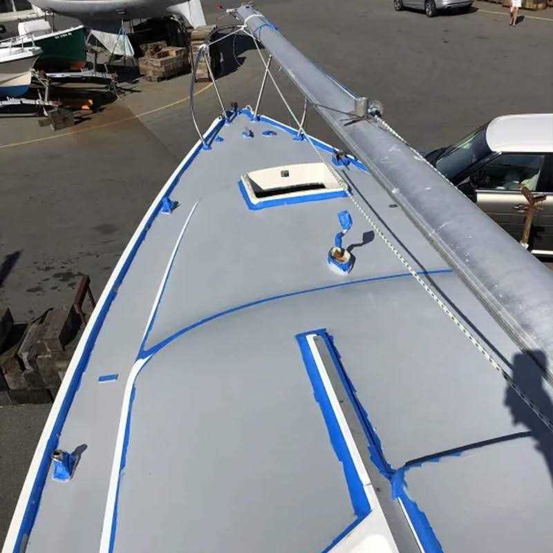 TotalBoat TotalTread Non Skid Deck Paint - Image 3