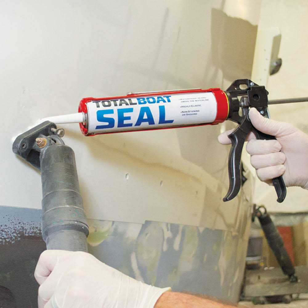 TotalBoat Seal Marine Sealant - Image 3