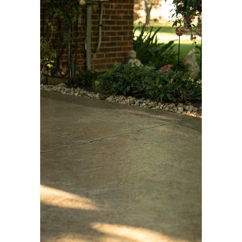 masonrydefender Stamped Concrete Sealer 1 Gal Clear Water-Based - Image 2