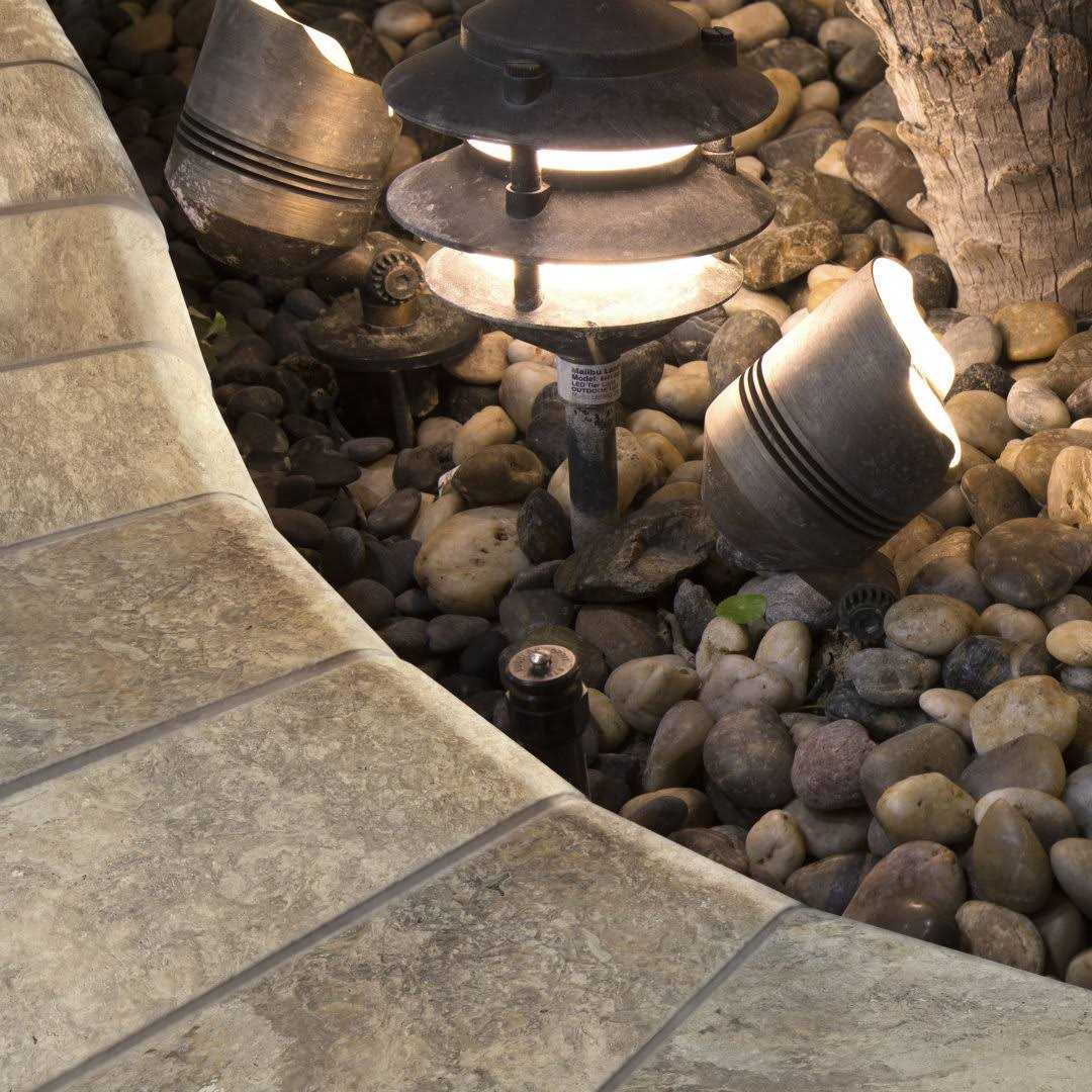 Travertine Tumbled in Silver Travertine MSI - Image 5