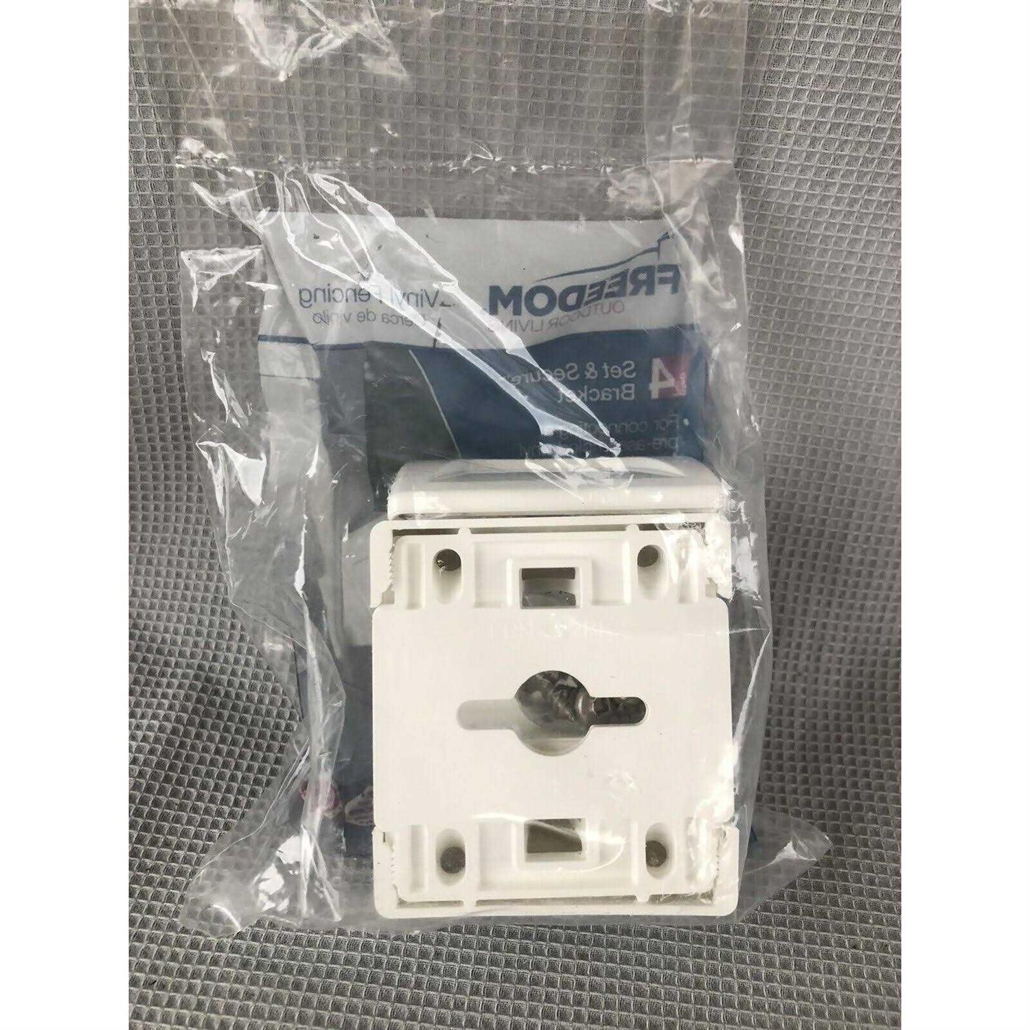 Freedom Set and Secure 3-in White Vinyl Bracket For Vinyl Fence 2-Pack 73004620 - Image 3