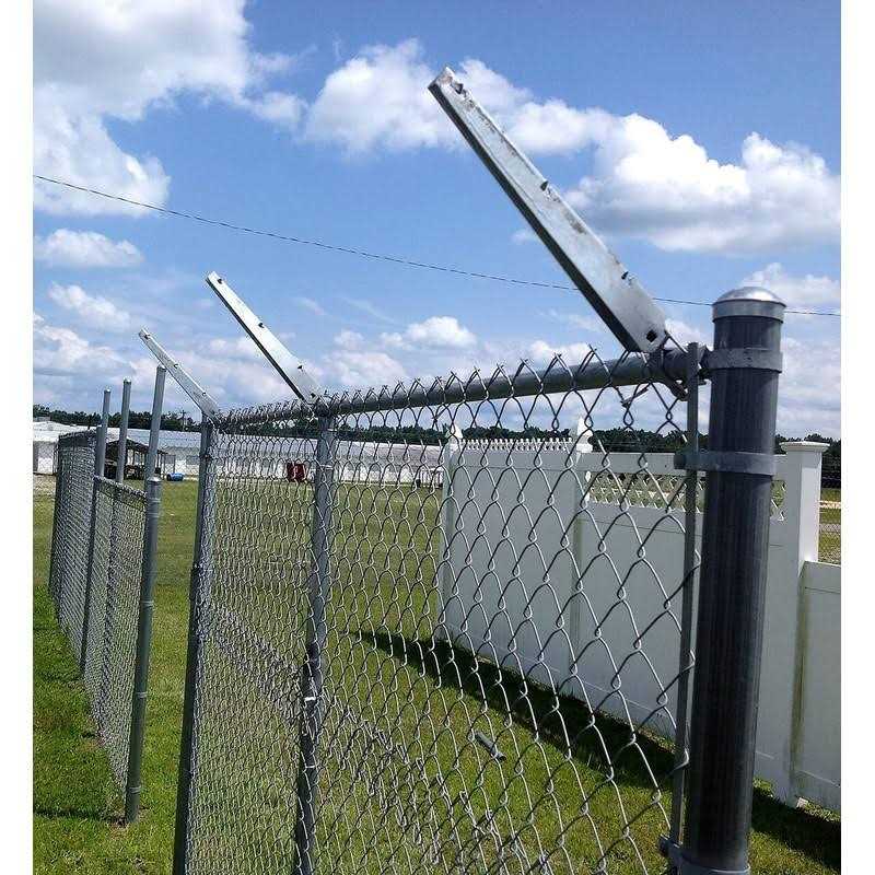 Extend-An-Arm Barbed Wire / Barbwire Arm Extensions for Chain Link Fence - Image 4