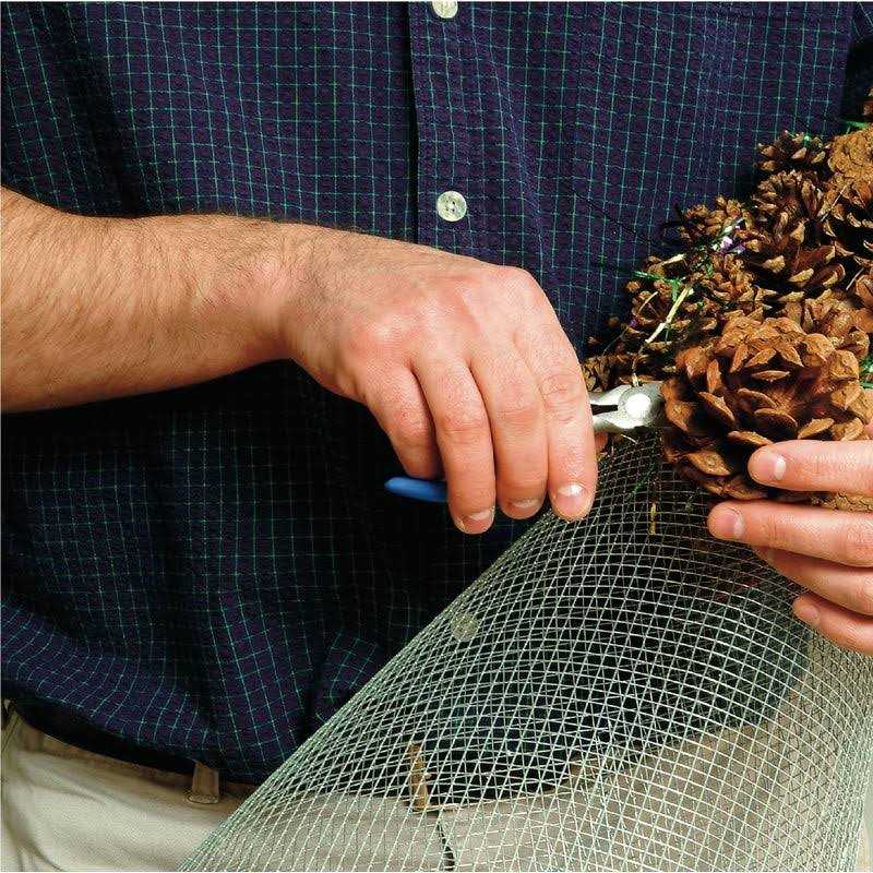 Garden Zone 30 in. W x 50 ft. L Silver Gray Steel Hardware Cloth 1/4 - Image 3