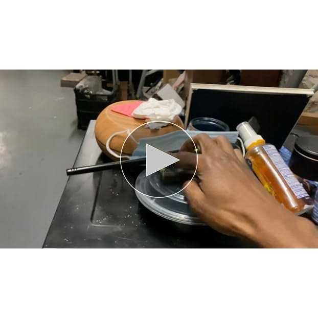 Twelve Cans of Neon 11x Ultra Refined Butane Fuel Lighter Refill Gas - Image 4