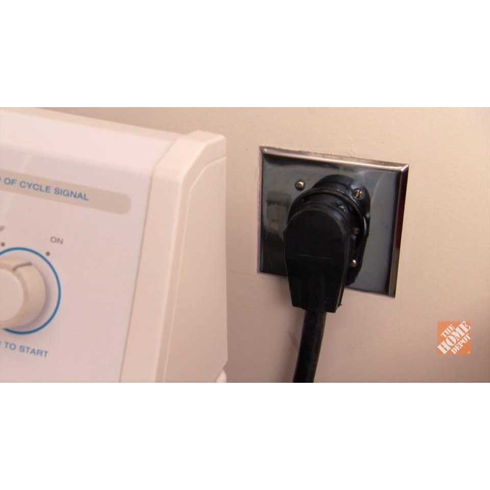 Leviton 55054 Single-Surface Dryer Receptacle - Image 2