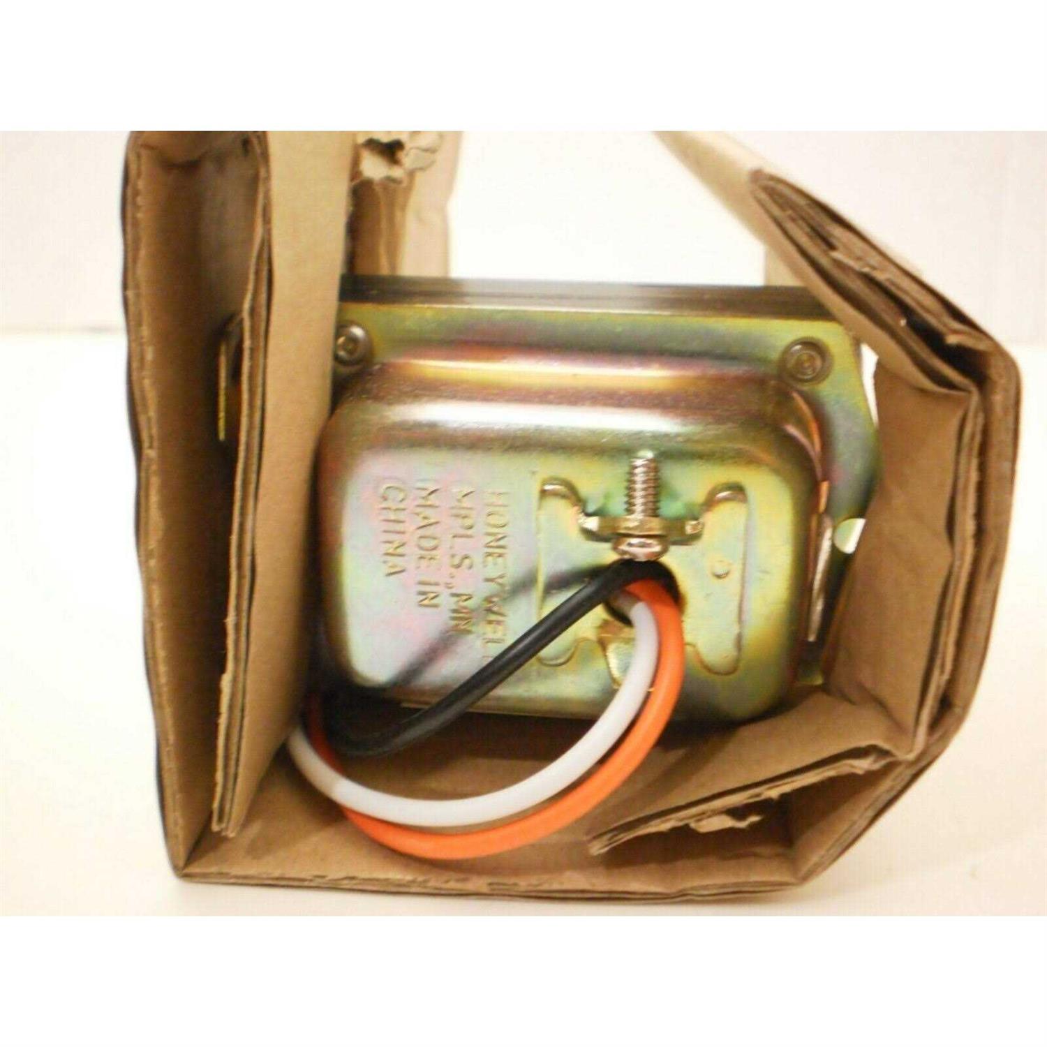 Honeywell AT140A1042 Transformer - Image 4