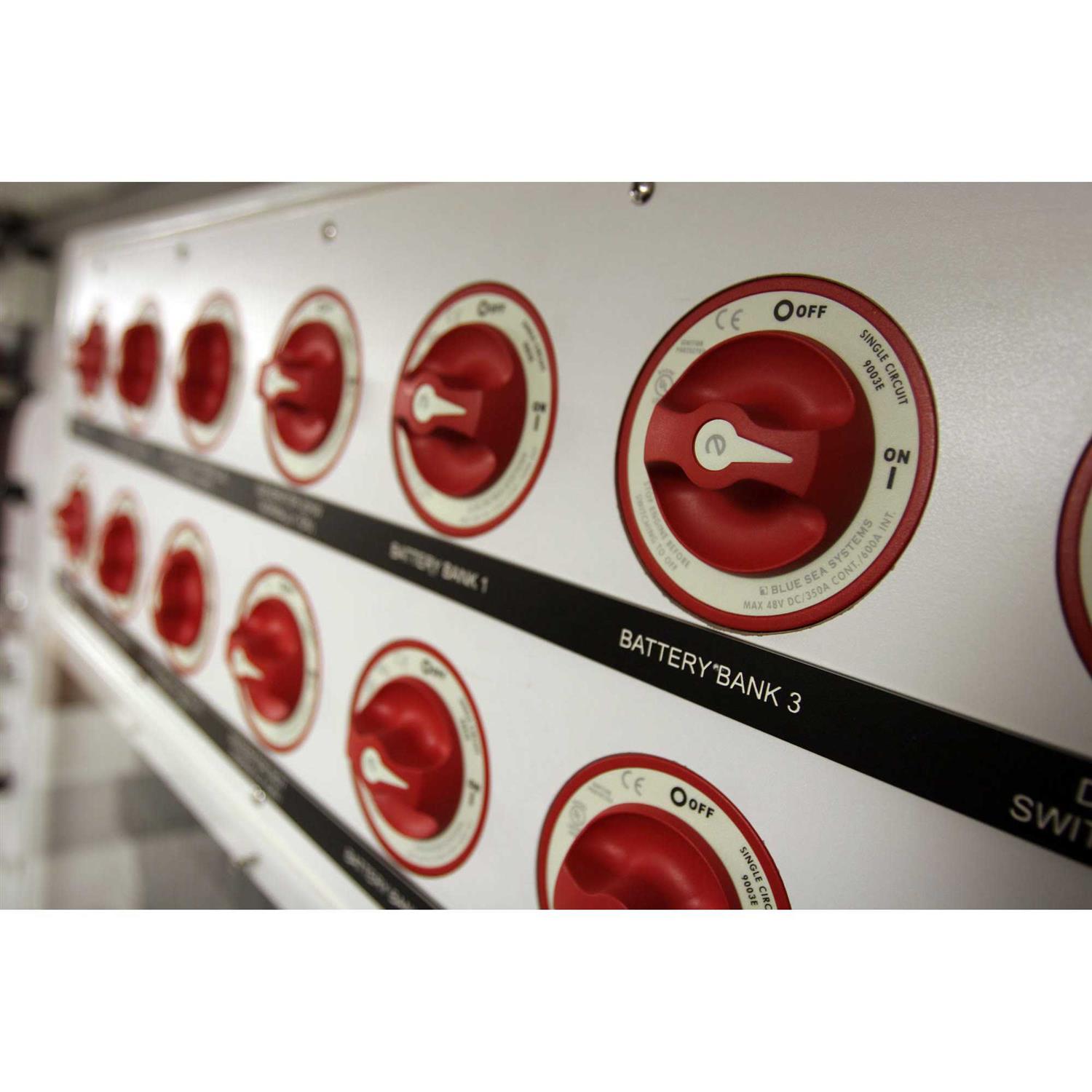 Blue Sea 9003E e-Series On/Off Battery Switch - Image 3