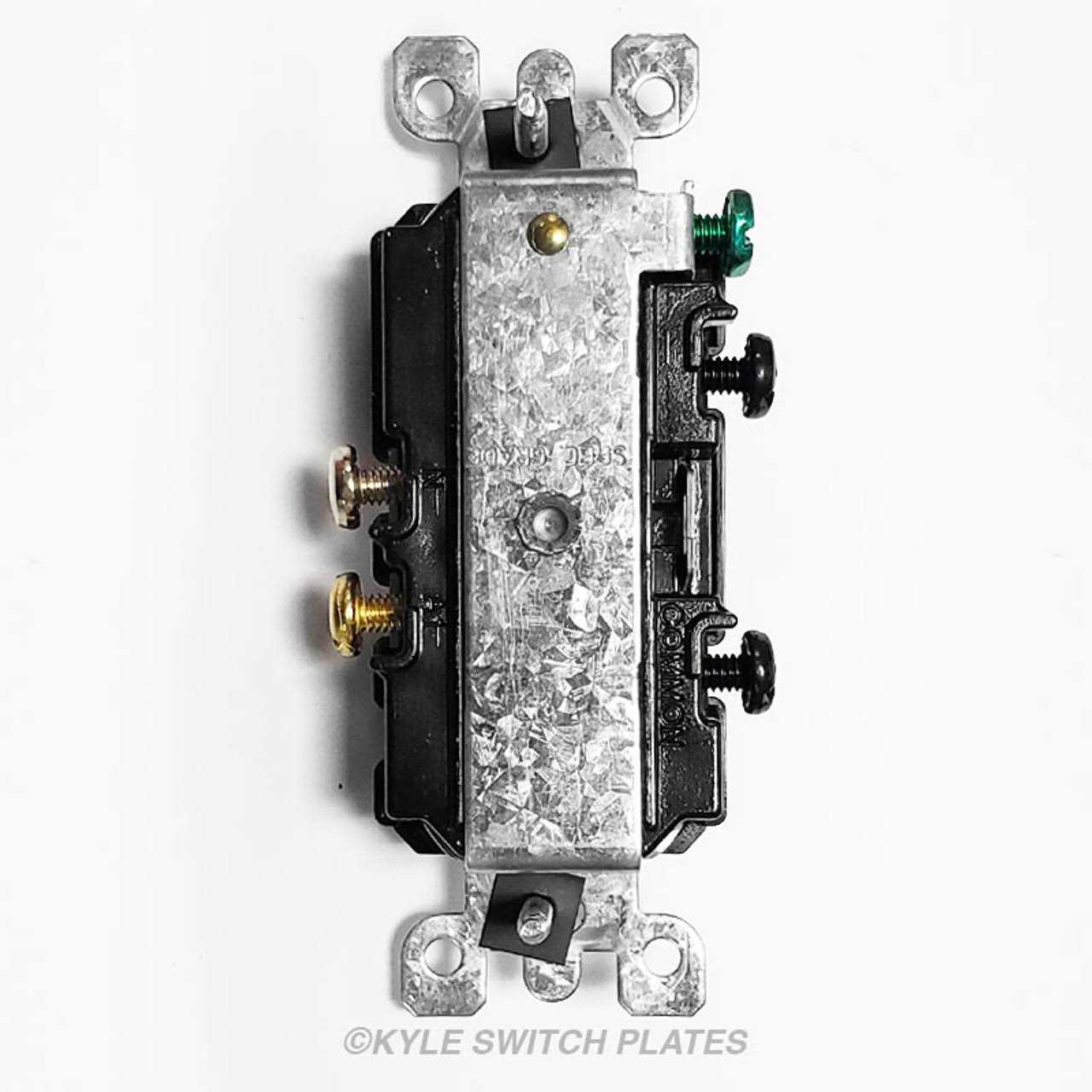 Leviton 5335-I Combination Toggle Switch / Duplex Receptacle - Image 2