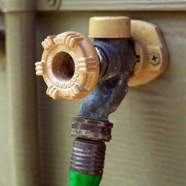 Woodford Model 17 Freezeless Anti-Siphon Wall Faucet - Image 3