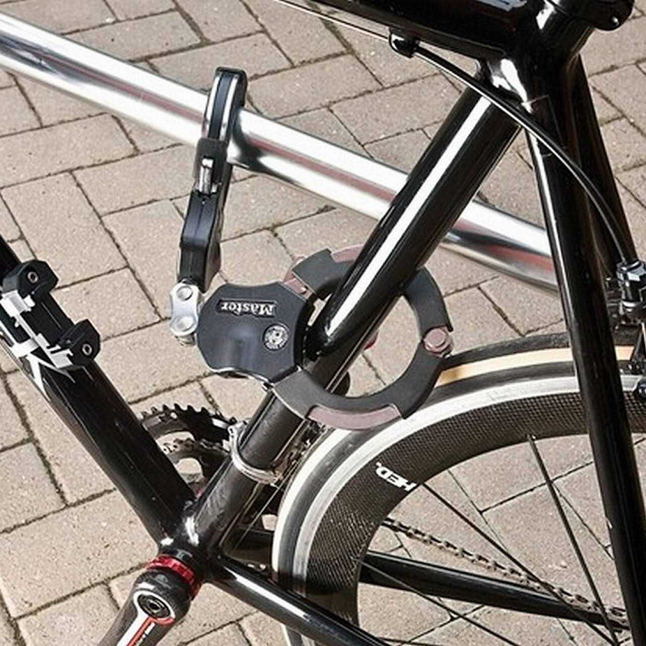 Master Lock Street Cuff 8200 360mm black - Image 4